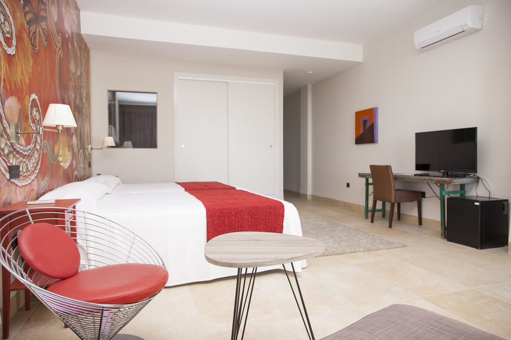 Salobreña Hotel Miba מראה חיצוני תמונה